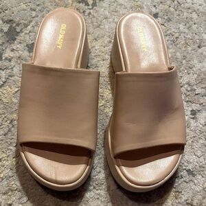 Old Navy Women's Cream Mules